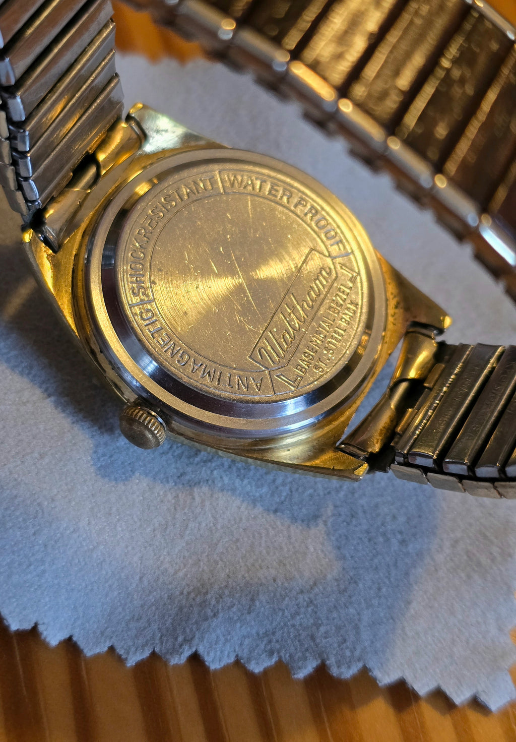 1960s Waltham, Silver Sunburst, Faux Wood Inlay, Swiss, 34 mm