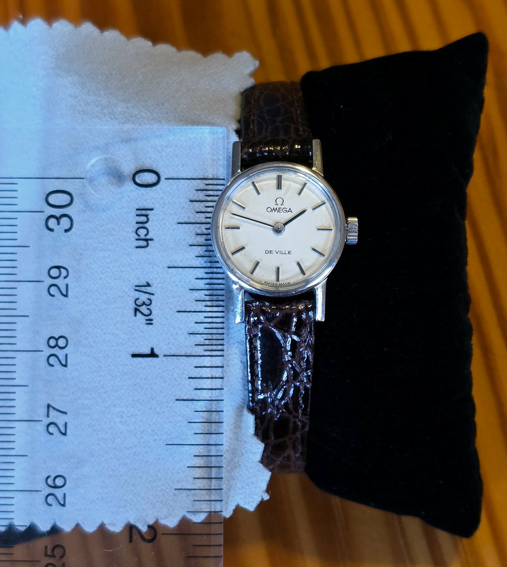 1977 OMEGA De Ville, Paper-like Dial, 19 mm, Cal. 1100, Ref. 511.0552